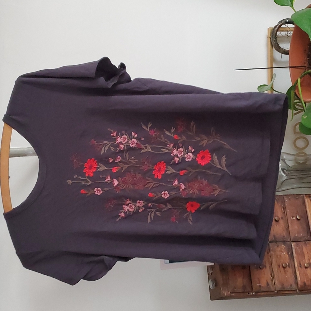 American eagle cropped embroidered tee